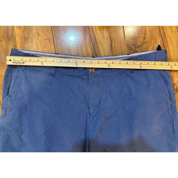 Tommy Hilfiger lot of 2 men’s size 44 custom fit shorts - Picture 9 of 13